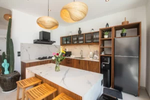 Villa Addi Kitchen Table